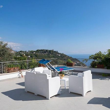 Villa Marinella Close To The Sea With Private Pool Нерано Екстериор снимка
