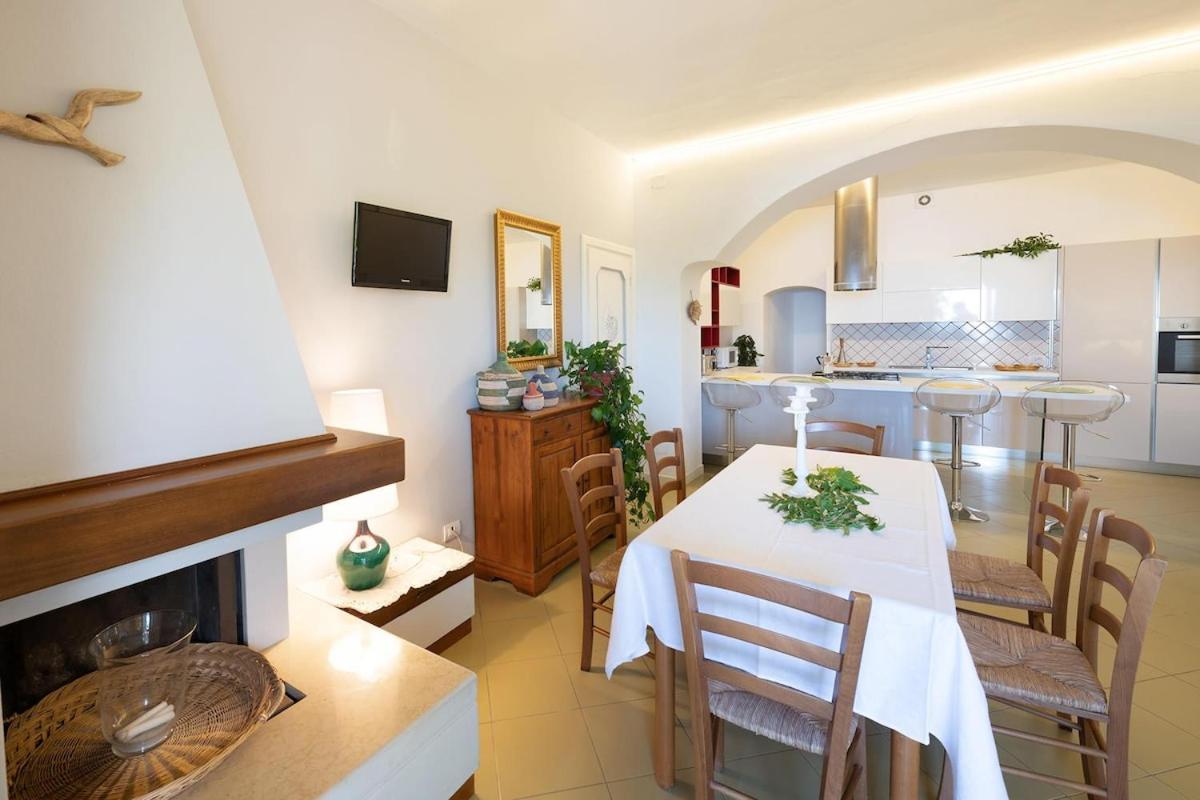 Villa Marinella Close To The Sea With Private Pool Нерано Екстериор снимка